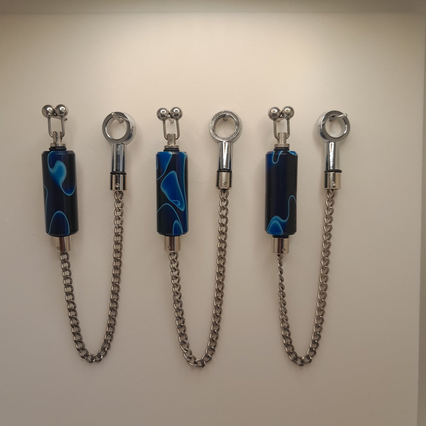 Set Of 3 Thin Body Dark Blue Marbled Bobbins With Black Or Stainless Chains Ref SL3