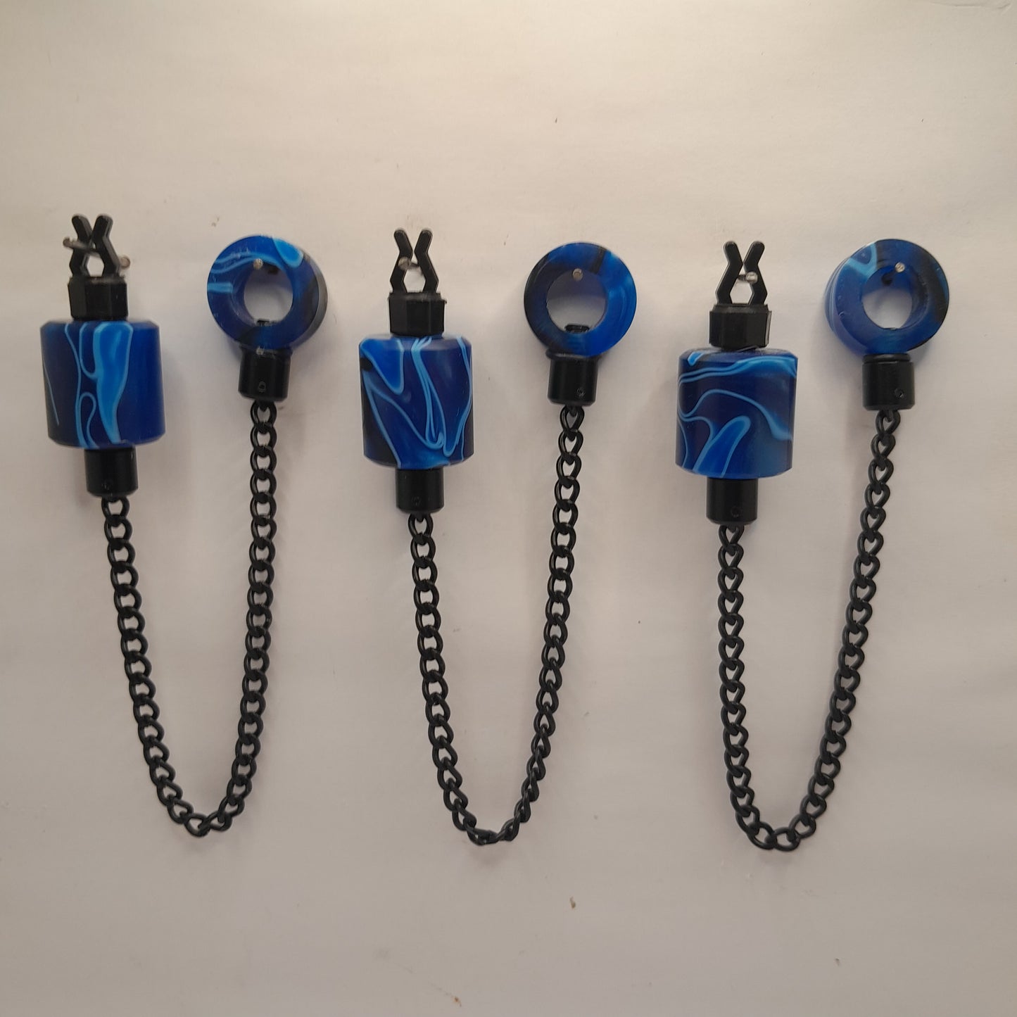 Set Of 3 Stumpy Blue Marbled  Bobbins With Matching Hockey Sticks Ref A14